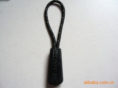 廠家直銷超低價拉頭拉片 常熟市日興服飾輔料銷售的專業優勢